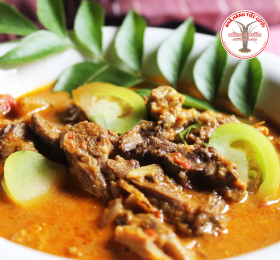 Cà Ri Dê Ấn Độ + Bánh Bao Chiên